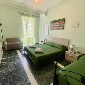 Appartamento Maya's Close To Ballaro Market And Station Italia